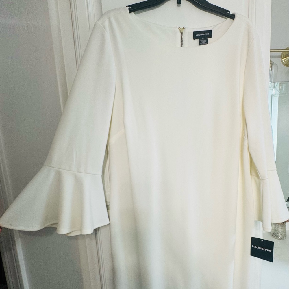 Liz Claiborne Cream Long Sleeve Dress